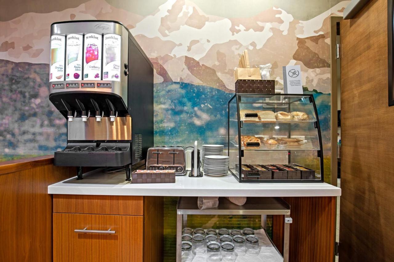Mountain View Inn & Suites Sundre Luaran gambar